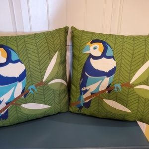 Garden Treasures Colorblock Finch